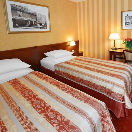 Hotel Wolne Miasto Old Town Гданск Екстериор снимка